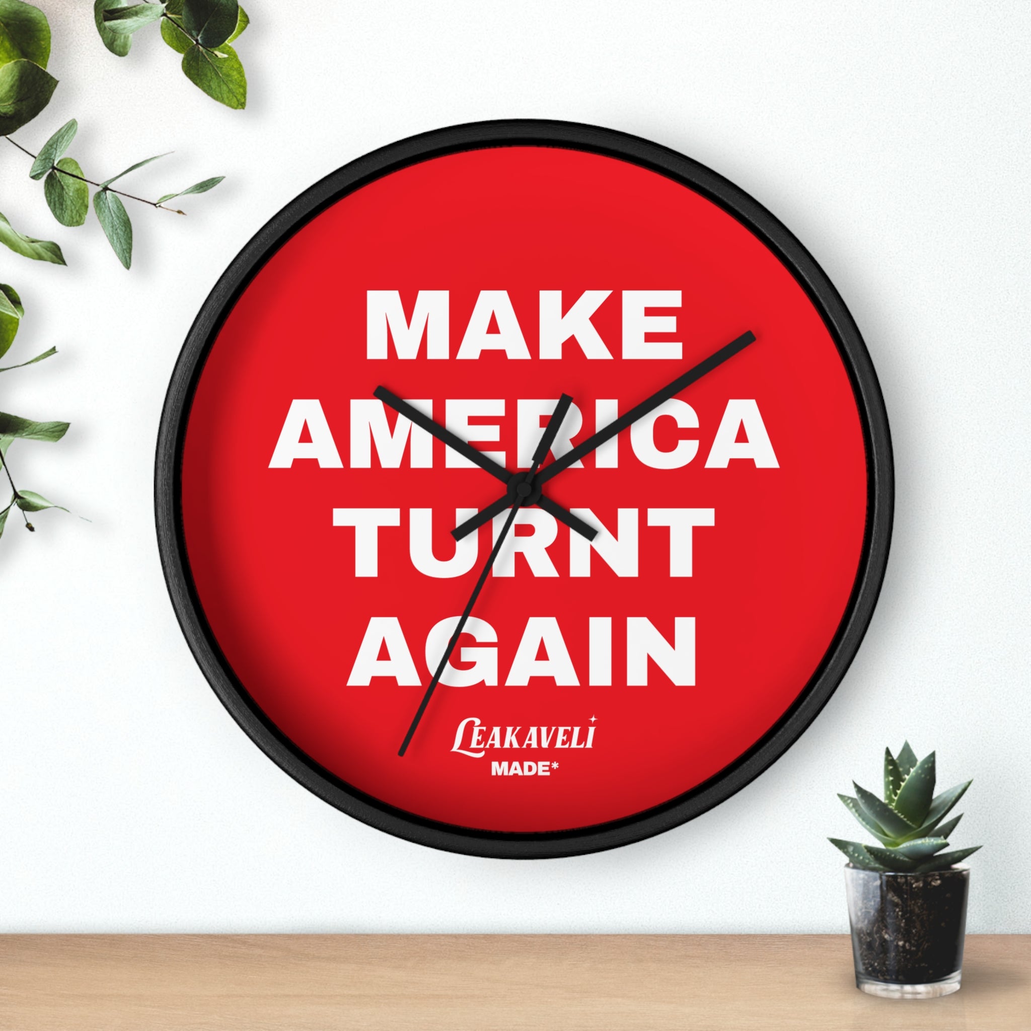 Made Time Clock Rouge*
